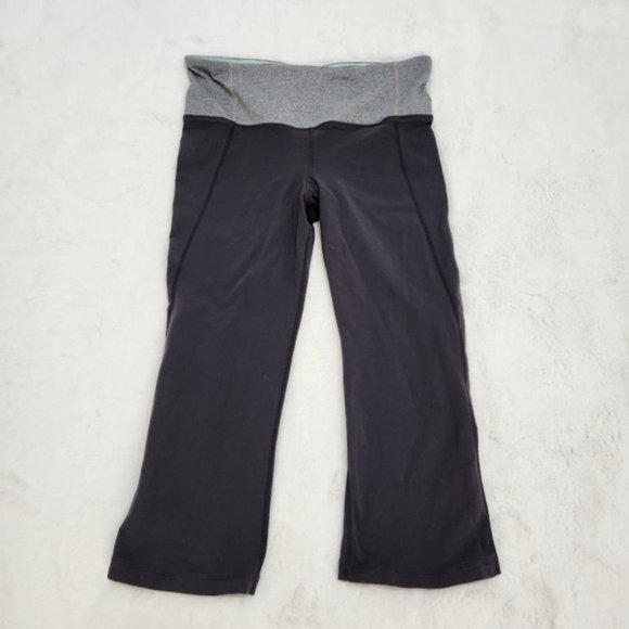 Lululemon Women's Gather And Crow Crop size 6 - Picture 2 of 15
